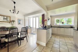 Photo 11- click for photo gallery